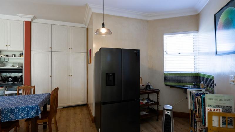 7 Bedroom Property for Sale in Walmer Estate Western Cape